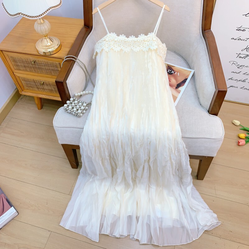 Đầm maxi hai dây cổ tròn dáng xòe phối ren ngực, phong cách thanh lịch — Màu be nhạt - chất lượng cao