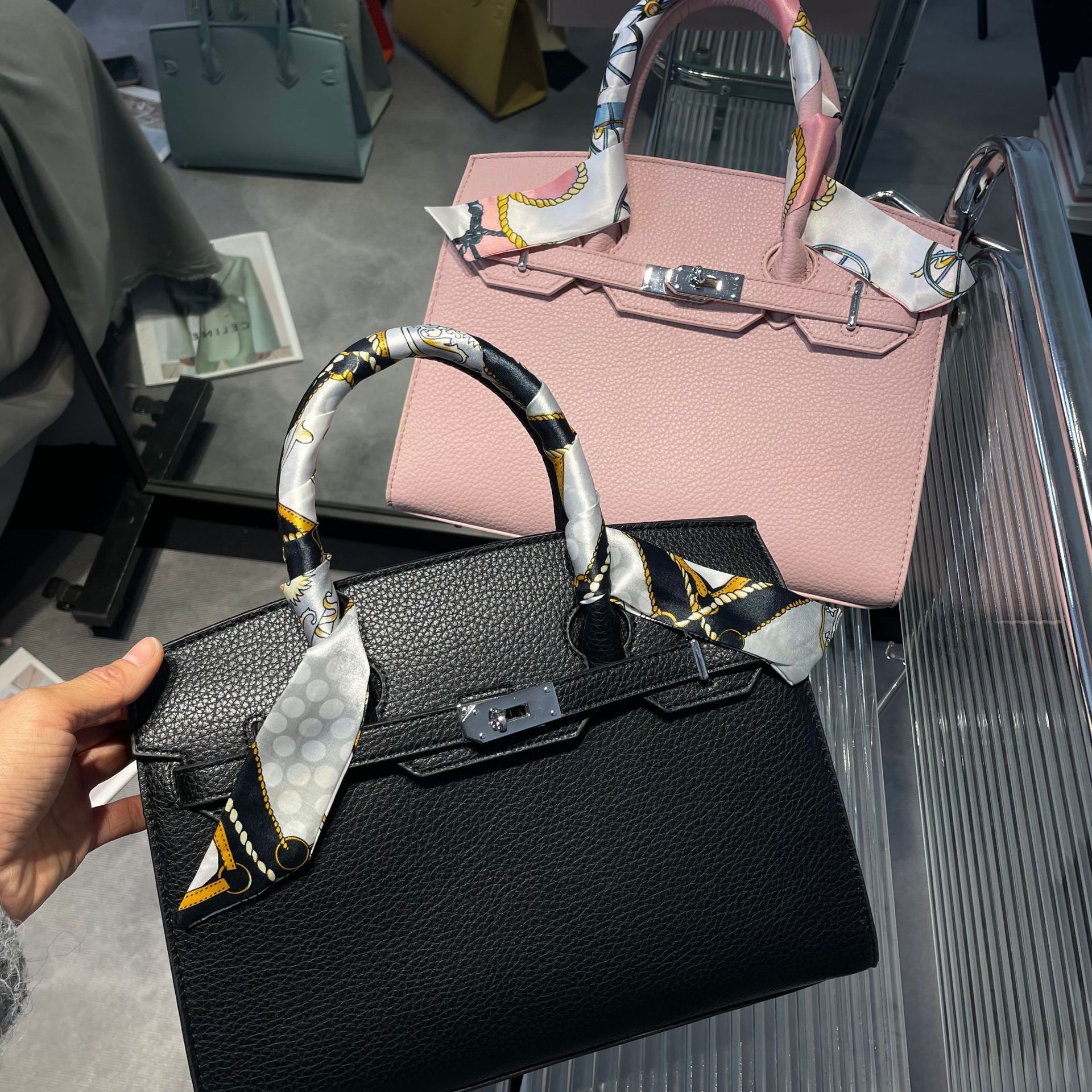 O1CN01DXP1MO1KRmtOf3bQS !!2214478481161 0 cib