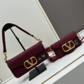 wine red