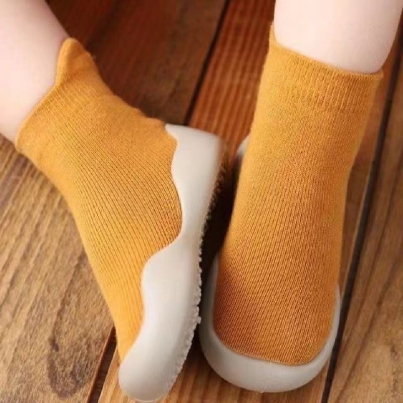 Summer baby toddler shoes baby soft bottom anti-skid 1-3 years old girl floor socks before step shoes men's shoes spring and autumn