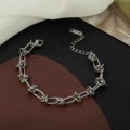 7803 knotted bracelet silver