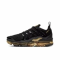 Atmospheric cushion black gold bottom