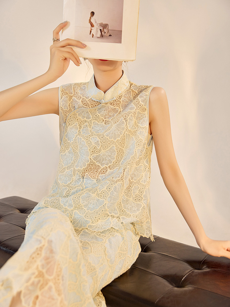 Set áo vest không tay thêu hoa kèm chân váy midi dài hai mảnh — Váy Midi Xanh Nước Biển (Giao Hàng Ngay), Váy Midi Xanh Nước Mây (Giao hàng trong 7 ngày), Áo Vest Xanh Nước Biển (Giao Hàng Ngay), Áo Vest Xanh Nước Biển Cloud (Giao hàng trong 7 ngày)