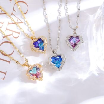 Colorful Ocean heart pendant titanium steel necklace female Korean style light luxury girlfriends girlfriend clavicle chain jewelry factory wholesale