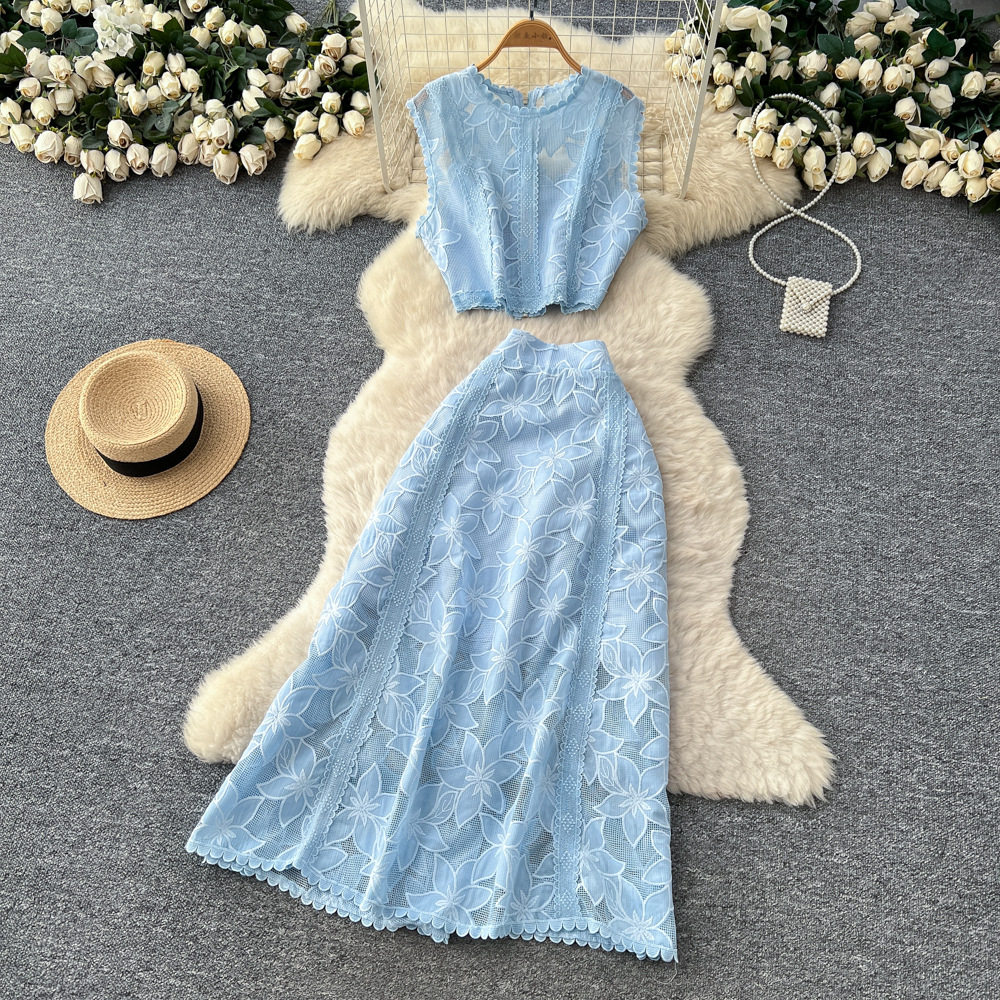 French Style Autumn Outfit Elegant Sleeveless Lace Embroidered Top with High Waisted Skirt Set Perfect for Casual or