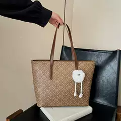 Cross-border Tote Bag Women's 2025 New Arrival Simple Fashionable Retro Trendy Large Capacity Letter Printed Portable Shoulder Bag