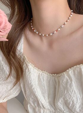 卢昱晓轧戏胡羞同款项链