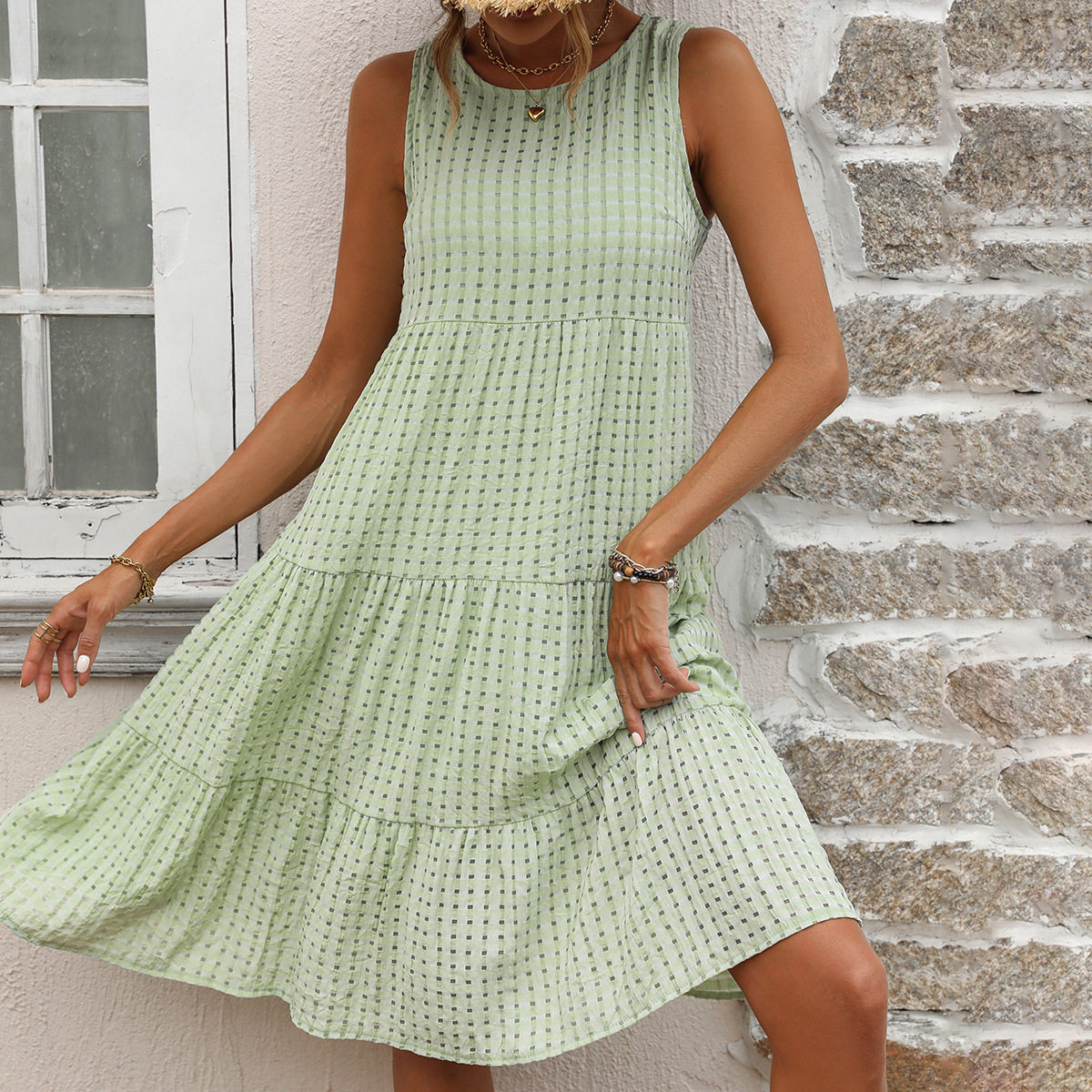 Loose Fit Vacation Style Dress for Women Elegant Design Comfortable Fabric Versatile for Summer Wholesale Available