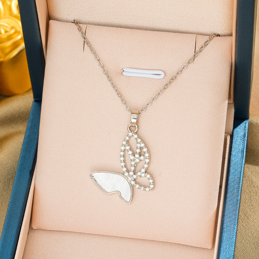 180 バタフライ ネックレス - シルバー ホワイト