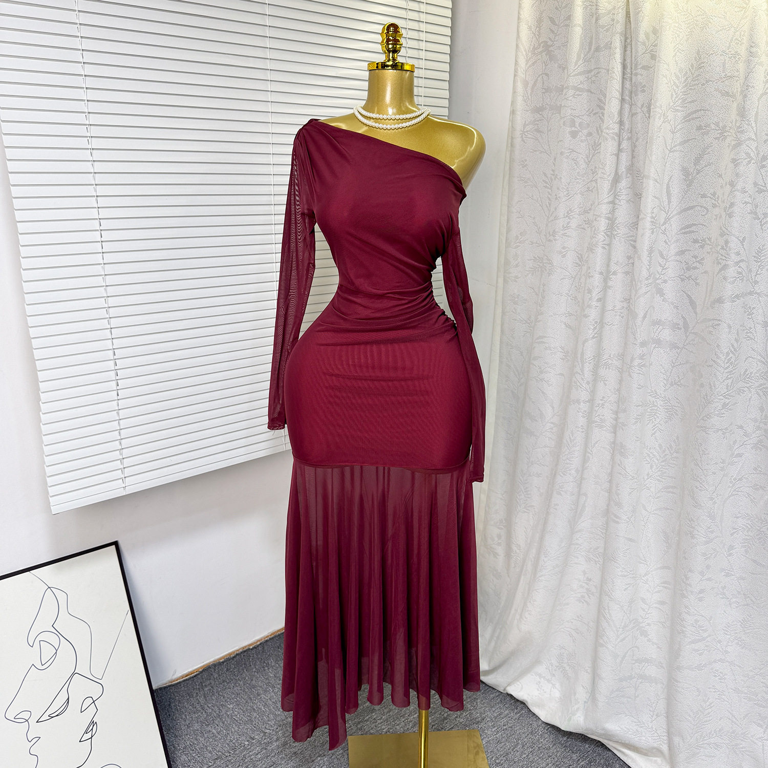Elegant Burgundy Long Sleeve Dress Slim Fit High Waist A Line Silhouette French Style for Formal Occasions