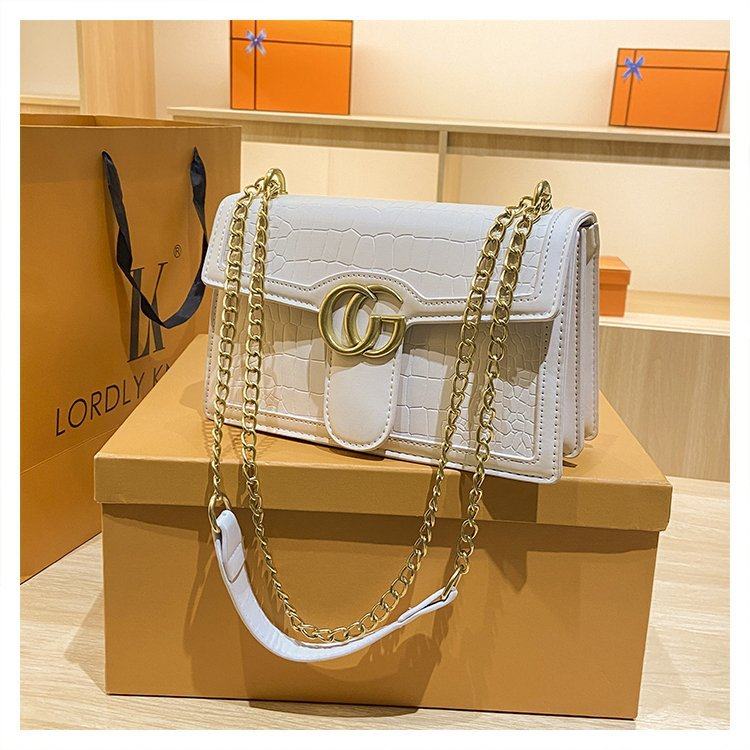 O1CN01Dpg0TD1k9d73SULgd !!2216095894641 0 cib