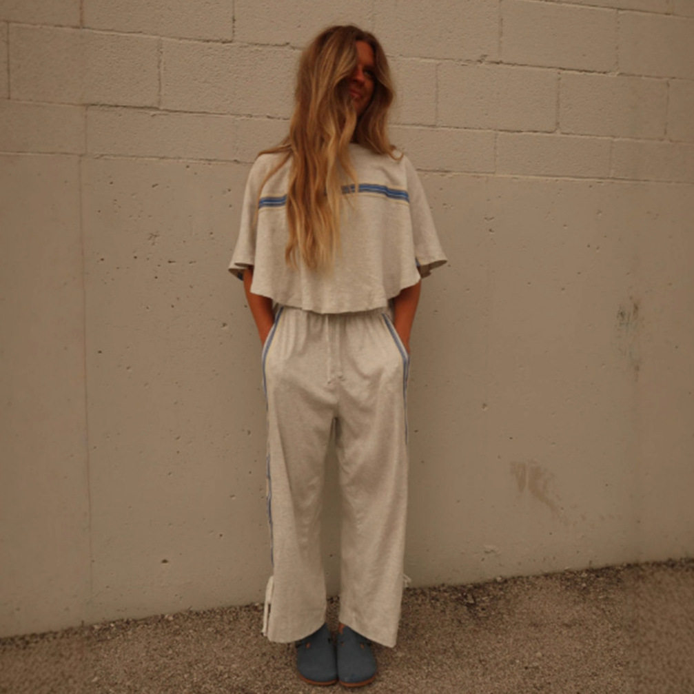 Womens Casual Loose Fit Round Neck Top and Wide Leg Pants Set Autumn Fashion Comfortable Everyday Wear Wholesale