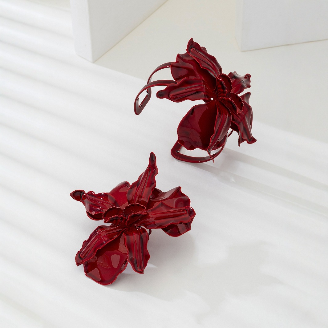 一套新款个性夸张小众设计高级感红色大花朵手镯戒指女派对礼物