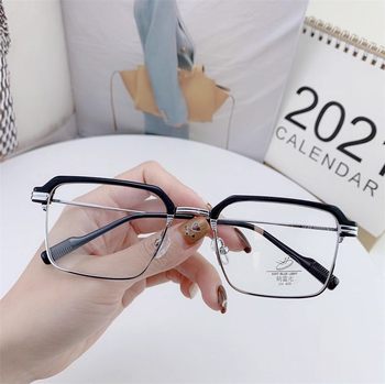 Large Square Frame Glasses with Color-Changing Lenses for Business Men, Prescription Glasses with Trendy and Elegant Design, Non-Prescription Glasses