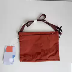 Zhoubell niche waterproof lightweight durable shoulder bag 3.5L unisex outdoor crossbody bag