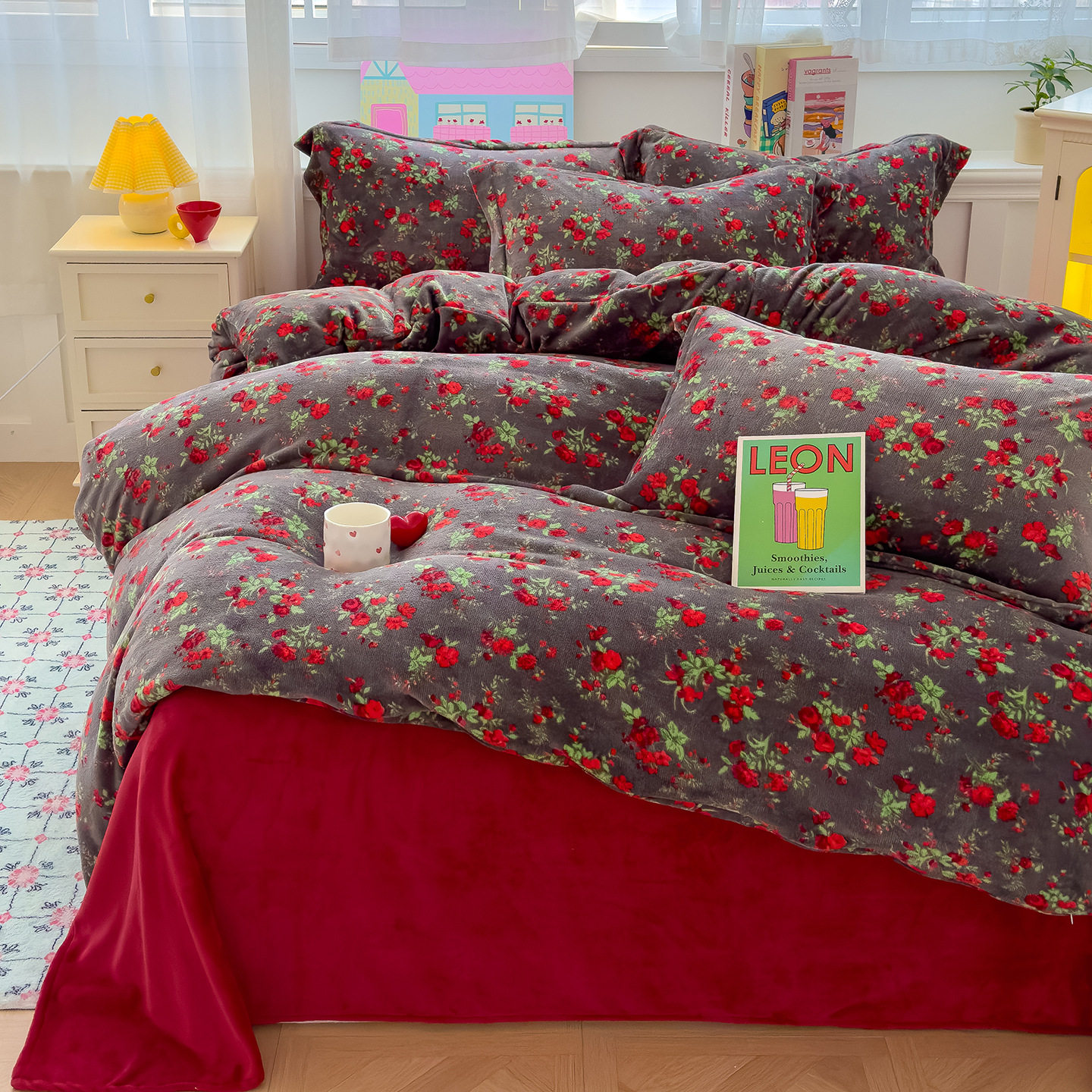 2025 New Autumn and Winter Thickeneded Skin-Friendly and Comfortable Milk Velvet Lace Bed Cover Four-Piece Warm Velvet Set