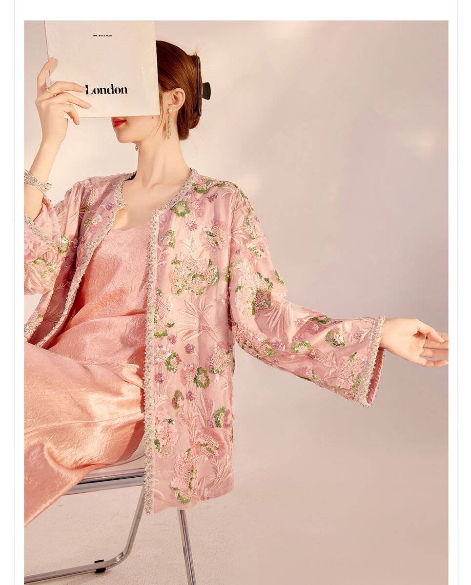 Áo khoác nữ dài tay thêu nổi bật đính cườm sequin — Màu hồng
