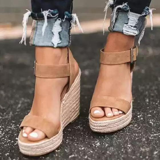 Cross-Border Foreign Trade Wedge-Heeled Straw Hemp Rope One-Line Sandals for Women European and American Large Size High-Heeled Snake Pattern Sandals Amazon