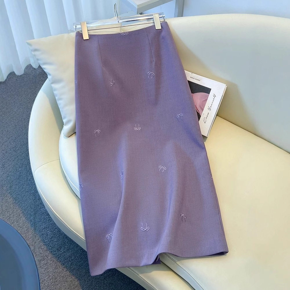 High Waist A Line Skirt with Butterfly Embroidery Mid Length Design Spring Autumn Fashion
