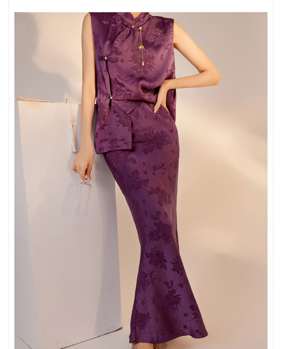 Set áo gilê và chân váy in hoa tím chất liệu sợi viscose — Áo gilê, Váy nửa