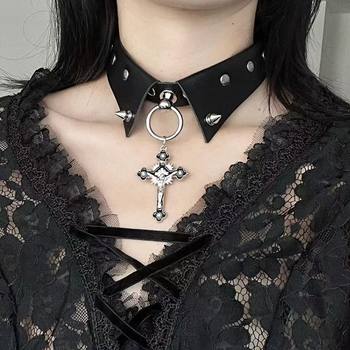 Sweet Cool Rivet Cross Collar Collar Diablo Gothic Punk Choker Neck Chain Spice Girl High Face Value Clavicle Chain