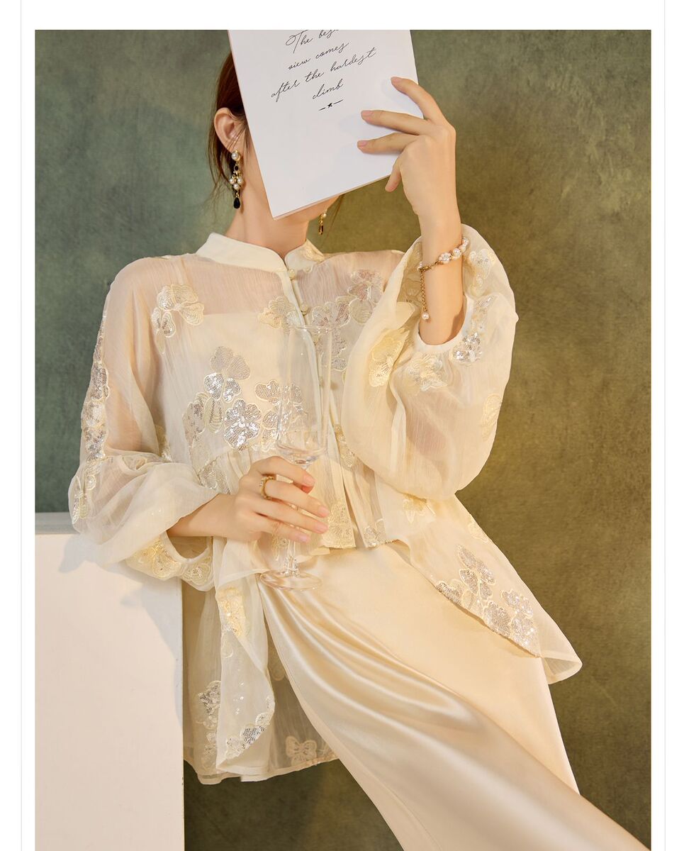 Set áo khoác tay lồng đèn thêu hoa kèm đầm hai dây dáng dài — Áo sequin (giao hàng trong 7 ngày), Váy yếm (giao hàng trong 7 ngày), Váy yếm (giao hàng trong ngày)