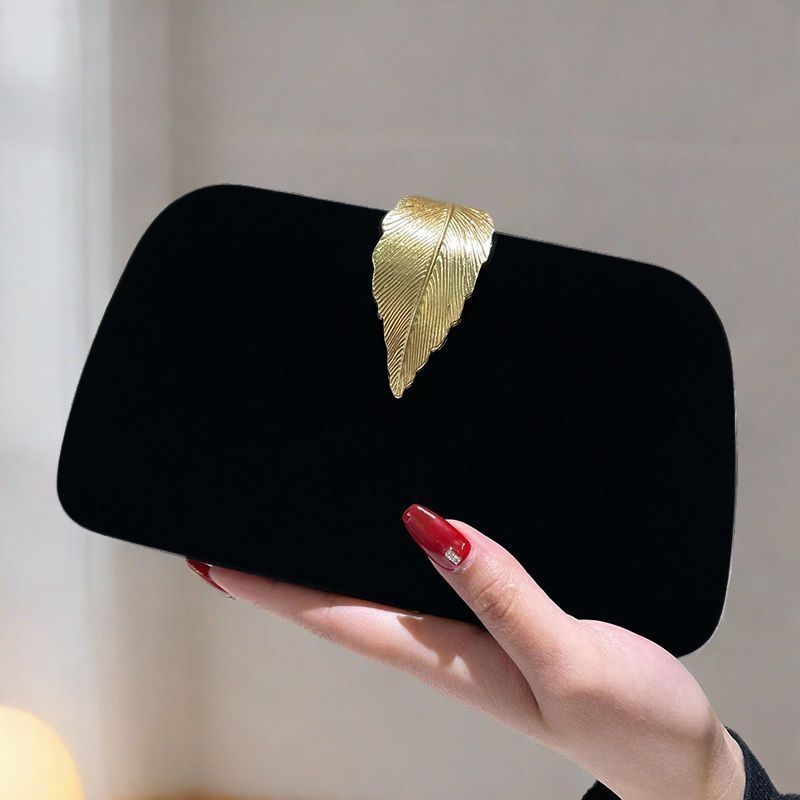 Ladies Elegant Dinner Clutch Bag Women's Banquet Party Black Evening Dress Bag Cheongsam Matching Evening Dress Bag 4 dffa51fd-1ce9-4f63-877f-0cae95d53972.jpe