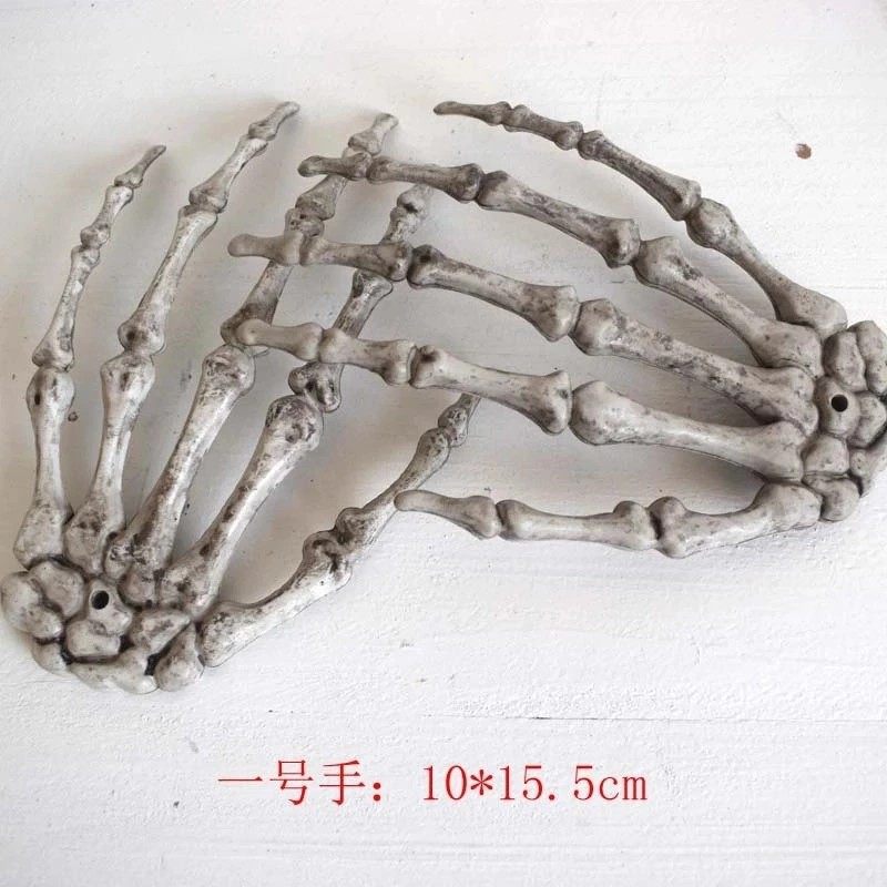 Spot Halloween Skull Skeleton Hand Haunted House Chamber Bar Decorative Ornaments Pendant Accessories Adult Ghost Paws