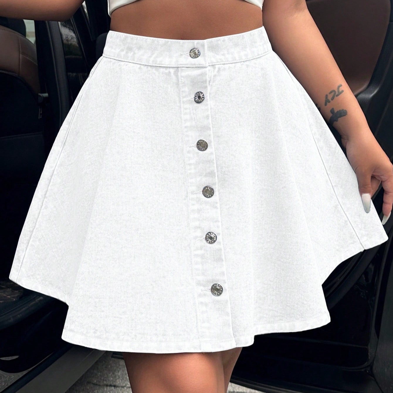 High Waisted Loose Fit Denim Skirt Casual Chic Style Flattering Design Perfect for Everyday Wear Ready to Ship