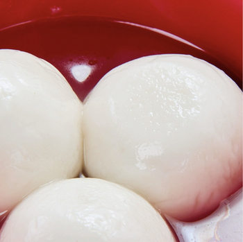 Factory Quick-Frozen Glutinous Rice Balls with Ningbo Flavor Black Sesame Filling, Handmade Semi-Finished Dessert Snacks