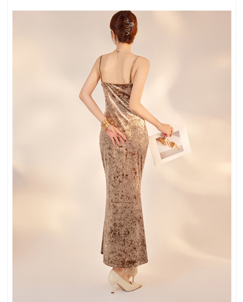 Đầm dây hai quai dáng chữ A dài, thiết kế tối giản màu trơn — Bột sương đào (giao hàng trong 7 ngày), Burgundy (giao hàng trong 7 ngày), Đen Obsidian (Tóc 7 ngày), Màu đen Obsidian (phát hành cùng ngày)
