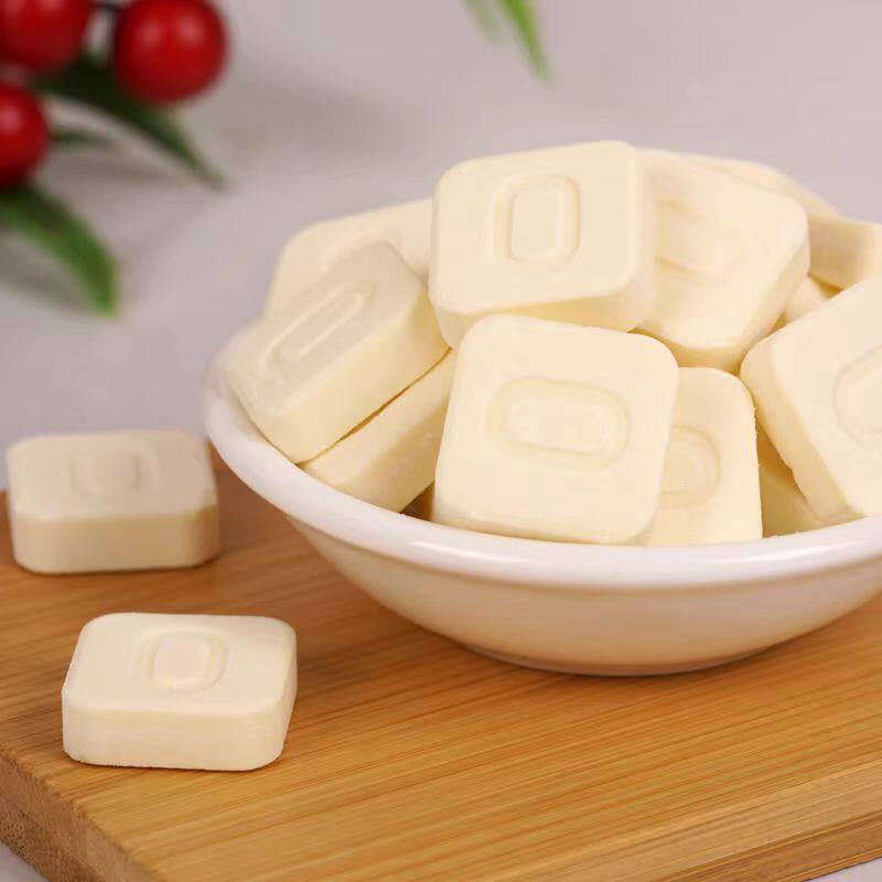 Biran milk tofu milk skin milk piece hand grab milk shell a kilo about 24 packs of instant dry milk tablets specialty wholesale