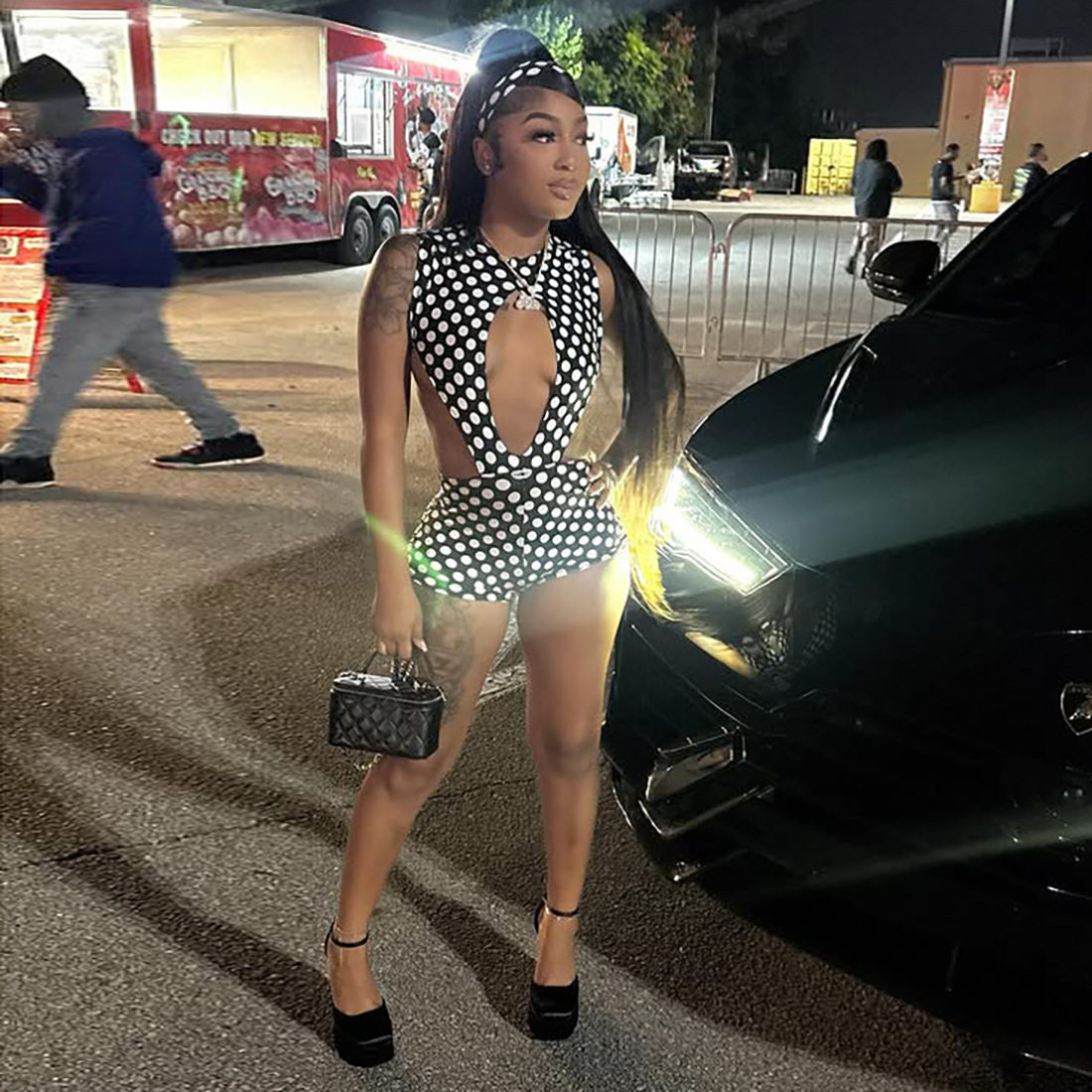 跨境欧美风2025冬季新款女装时尚波点性感镂空露腰连体衣短裤套装