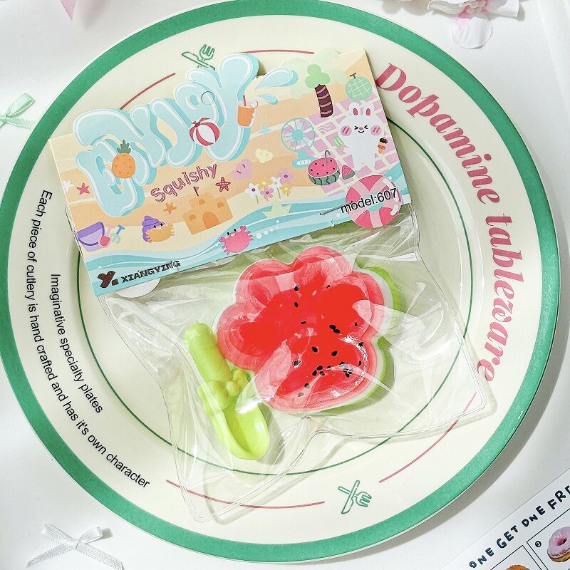 スイカ猫の爪（12の倍数で箱をゲット）