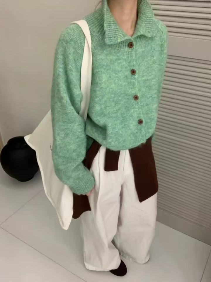 韩系复古立领高领毛衣外套女秋冬软糯糯上衣外穿宽松慵懒针织开衫