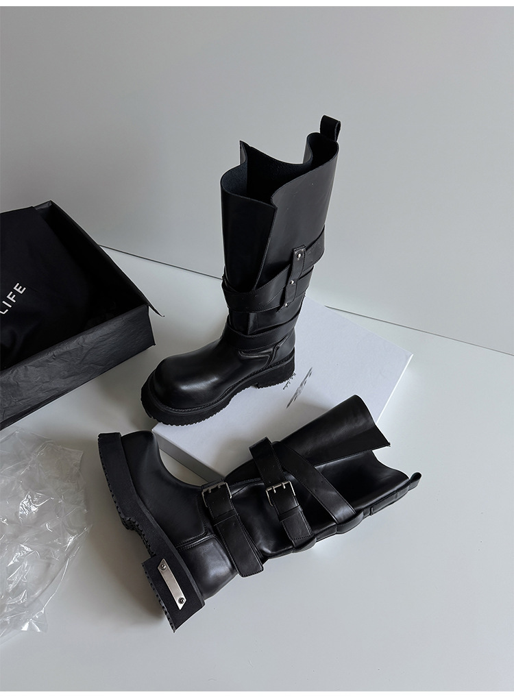 Boot nữ cổ cao da bò khóa thắt lưng đế dày — Màu đen