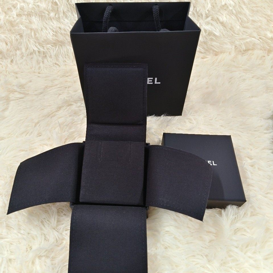 Xiaoxiang ch stud earrings packaging box gift bag handbag packaging box high-end packaging gift box black packaging