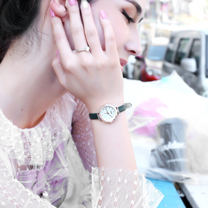 kezzi watch women with small temperament simple 2023 new student Korean fashion small dial wholesale