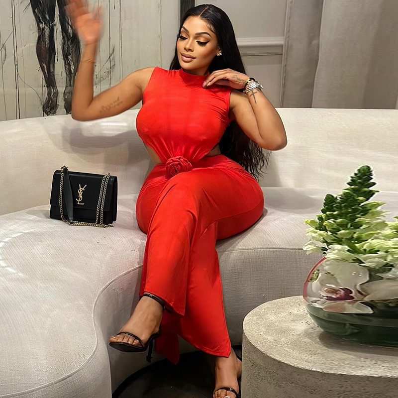 Fashionable Solid Color Maxi Dress for Women Sleeveless Round Neck Backless High Slit Ideal for Parties and Casual