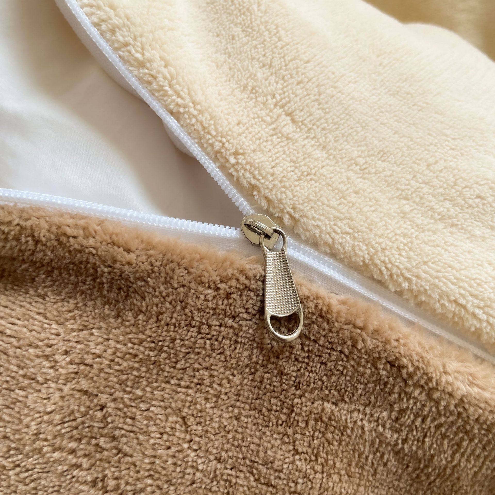 Class a Maternal and Infant Grade Winter Solid Color Thickened Milk Velvet Four-Piece Set Winter Coral Plush Bedding Three-Piece Set