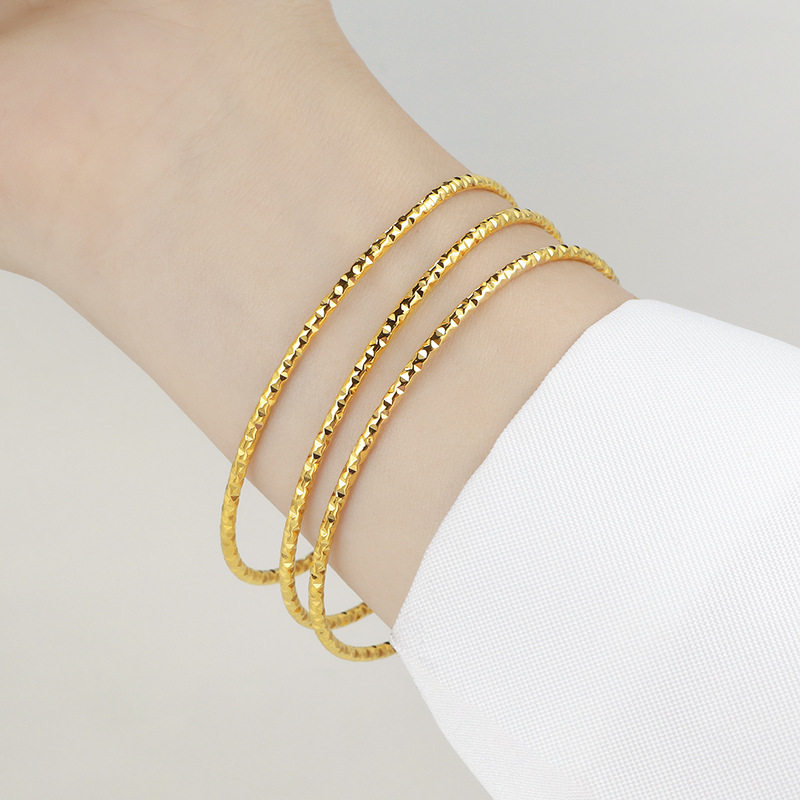 Shiny Light Luxury High-End Starry Sky Bracelet for Women, Fashionable Niche Design Stacking Bracelet, Titanium Steel Non-Fading Bracelet