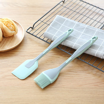 High Temperature Resistant Oil Brush Scraper Cake Spatula Two-Color Silicone Oil Brush Barbecue Brush Cream Stirring Scraper Baking Utensils