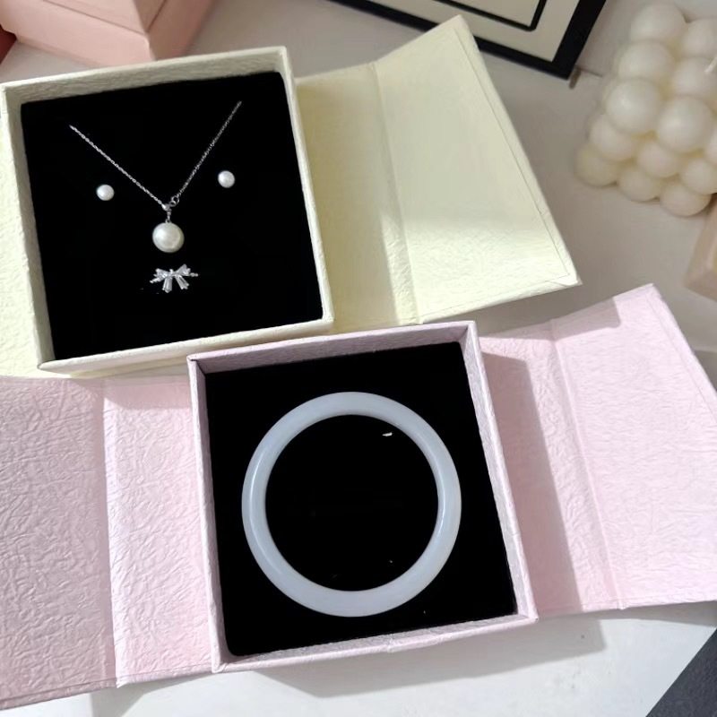 Magnetic Double-Open Jewelry Gift Box Pearl Bracelet Ring Necklace Earrings Pendant Necklace Crystal Bracelet Jewelry Box