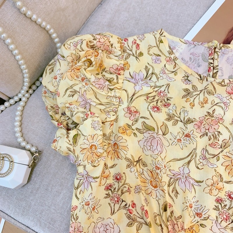 Đầm hoa nhí dáng dài cổ tròn tay bồng chiết eo phong cách thanh lịch — Váy liền màu đỏ, Váy liền màu vàng, Váy liền màu xanh dương