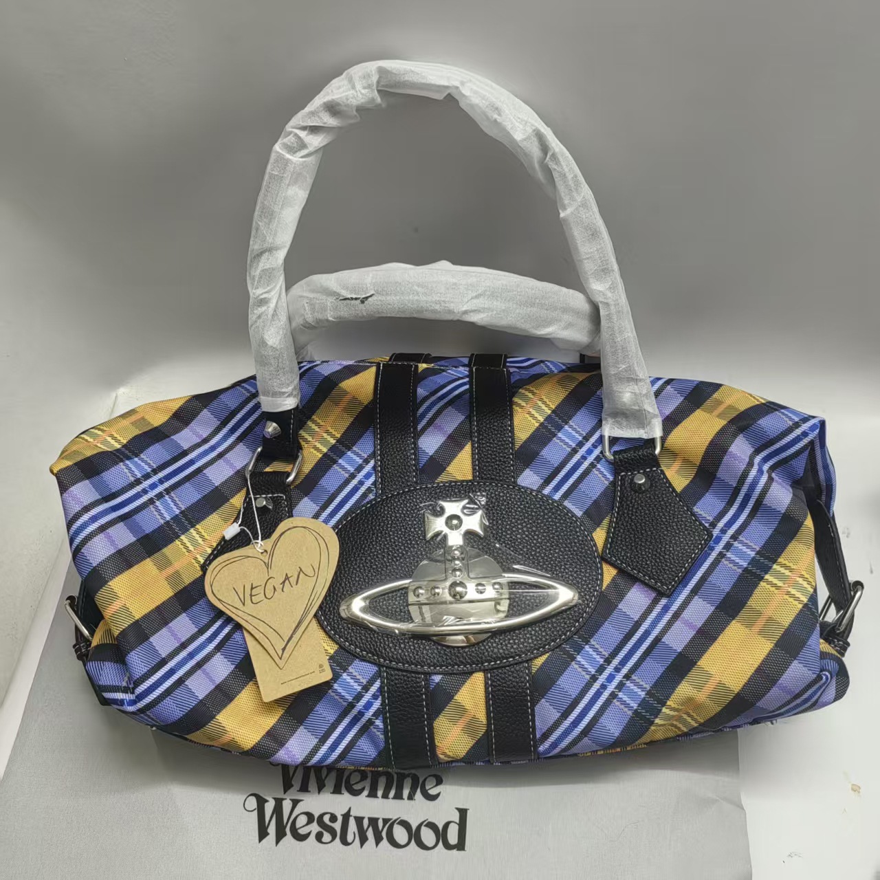 チェック柄のブルー