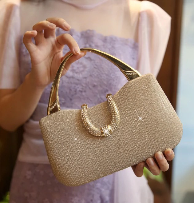 O1CN01Eaa2VY1d1ewqc0R6N !!2208638003676 0 cib