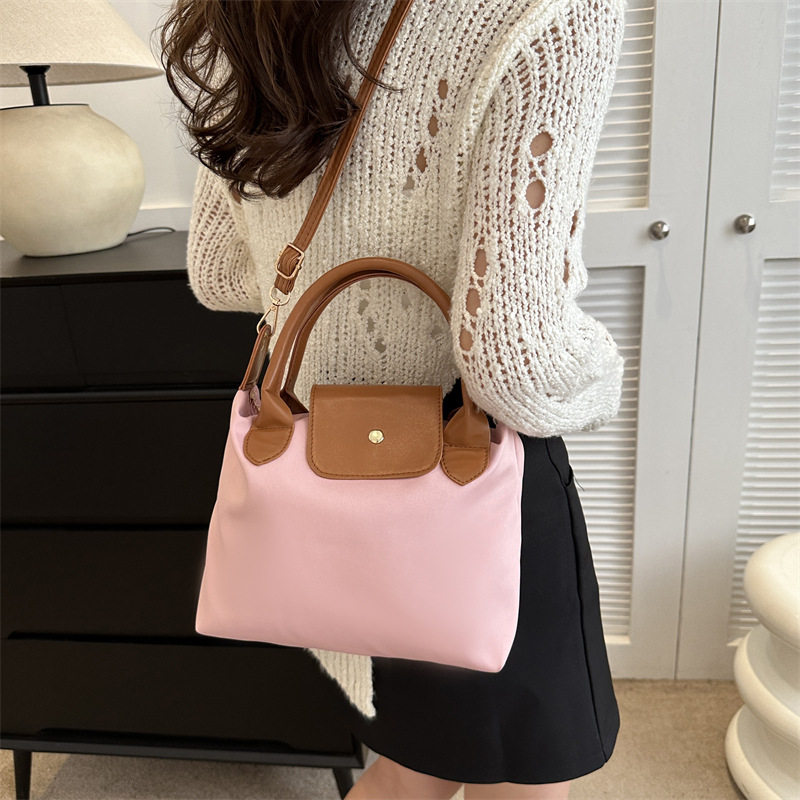 Bag Women's 2025 New Arrival Trendy Korean Style All-Match Large Capacity Commuter Bucket Bag Portable Dumpling Bag Shoulder Crossbody Bag