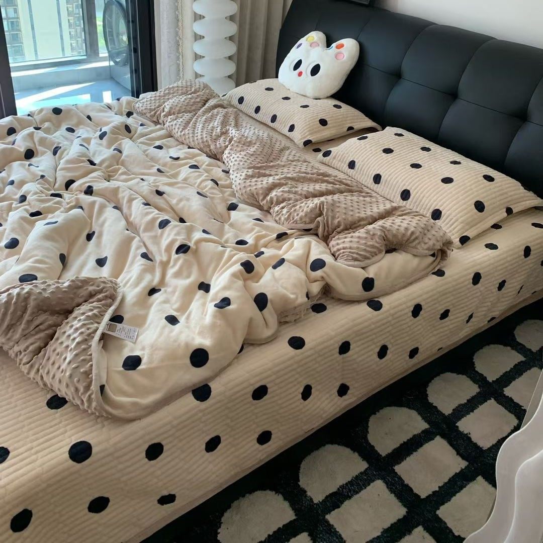 Milk Velvet Bed Cover Four-Piece Set, Bean Quilt Cover, Non-Running Bed Cover Four-Piece Set, Household Milk Velvet Bed Cover Four-Piece Set