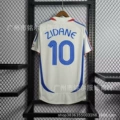 06 french guest no. 10