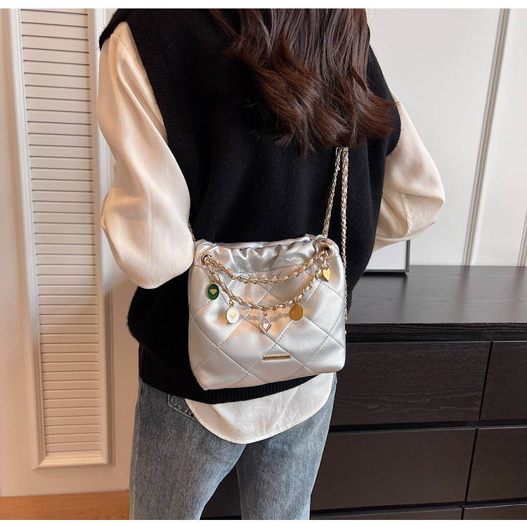 O1CN01Egg38c231p2jLjfW0 !!2217602547196 0 cib